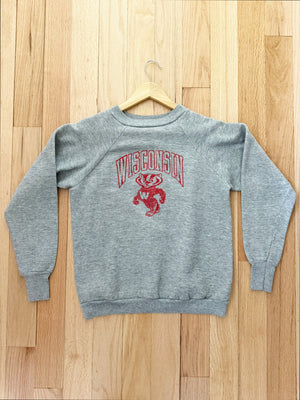 80'S GREY UNIVERSITY OF WISCONSIN VINTAGE SWEATSHIRT